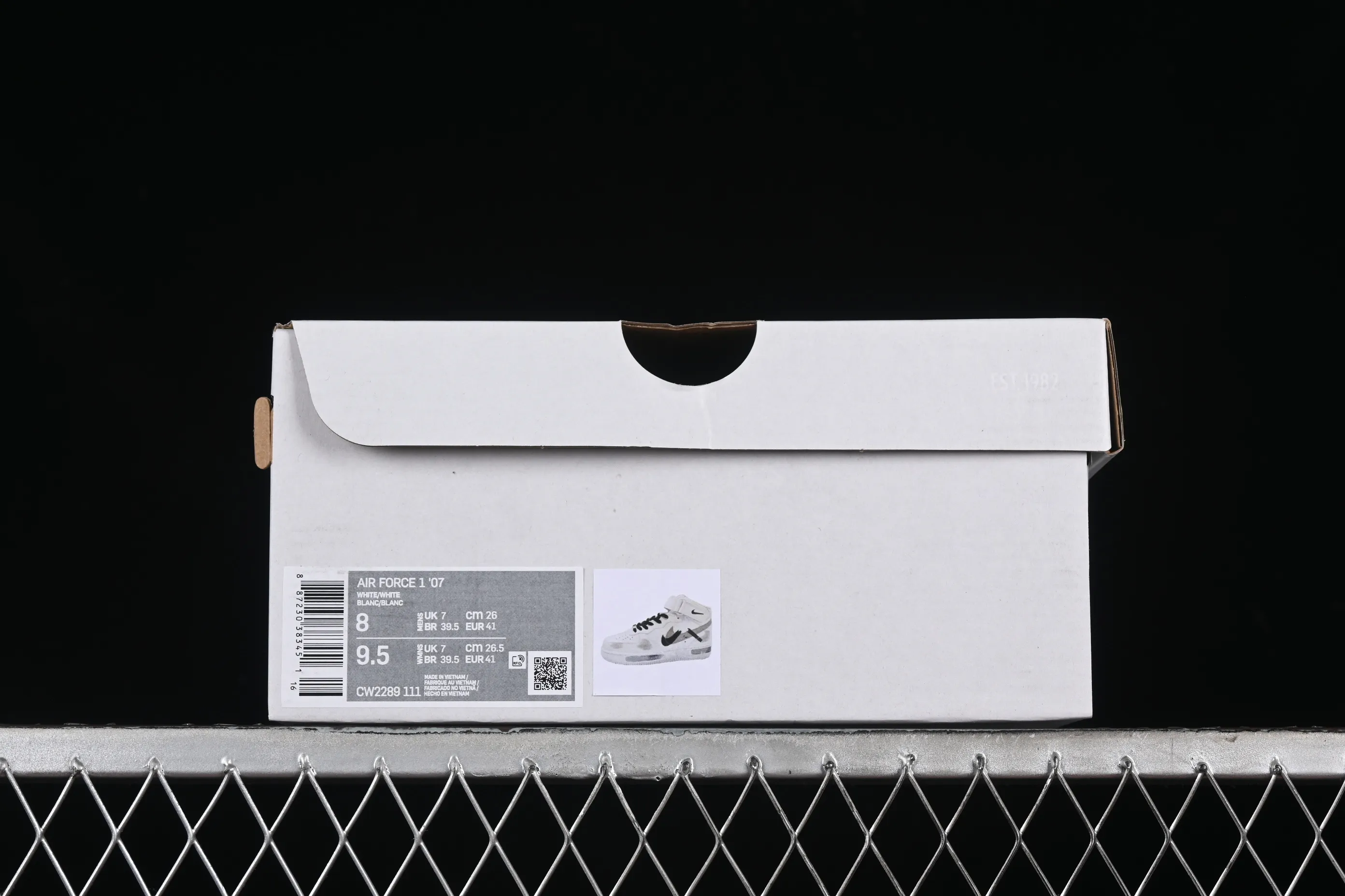 All categories Nk Air Force 1 Air Force series Nk Air Force 1 Mid Air Force mid-top Nk Air Force 1'07 Mid White gray black Hand-painted fracture Three hook shadow Air Force 1 strap mid-top casual sneakers CW2289-111
